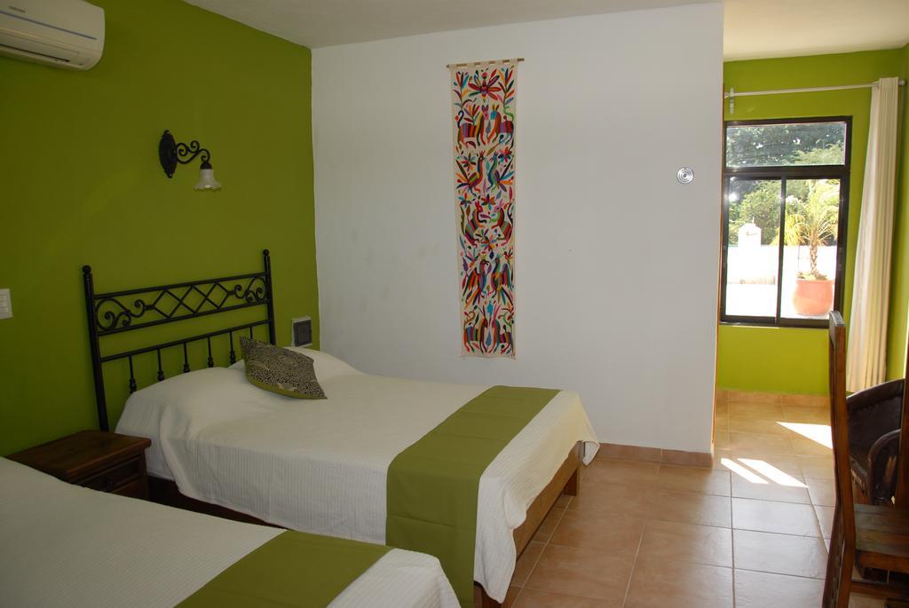 Hotel Aries Y Libra Mérida Δωμάτιο φωτογραφία